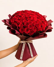100 Roses of Love
